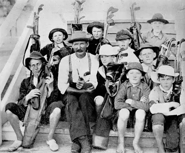 Caddies_posing_at_the_Brisbane_Golf_Club_Championship_Tournament_at_Yeerongpilly_Links_1910_(13749920344)