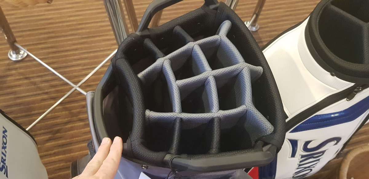 top of 14 way golf club bag