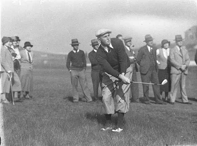 Slnsw 42283 sam snead on fairway new south wales golf championship at kensington