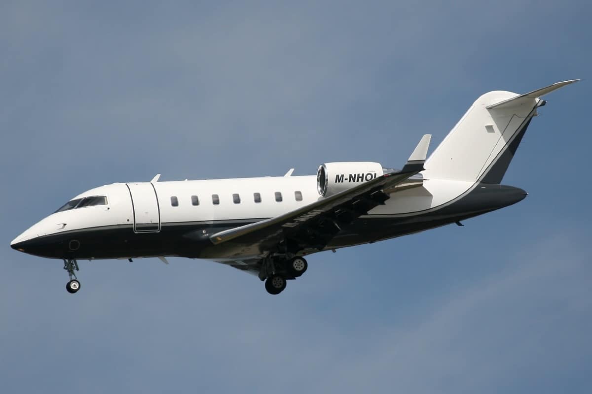 Bombardier_CL 605