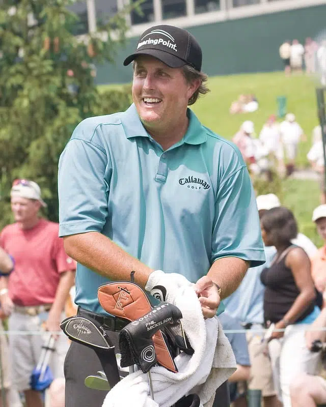 phil mickelson net worth