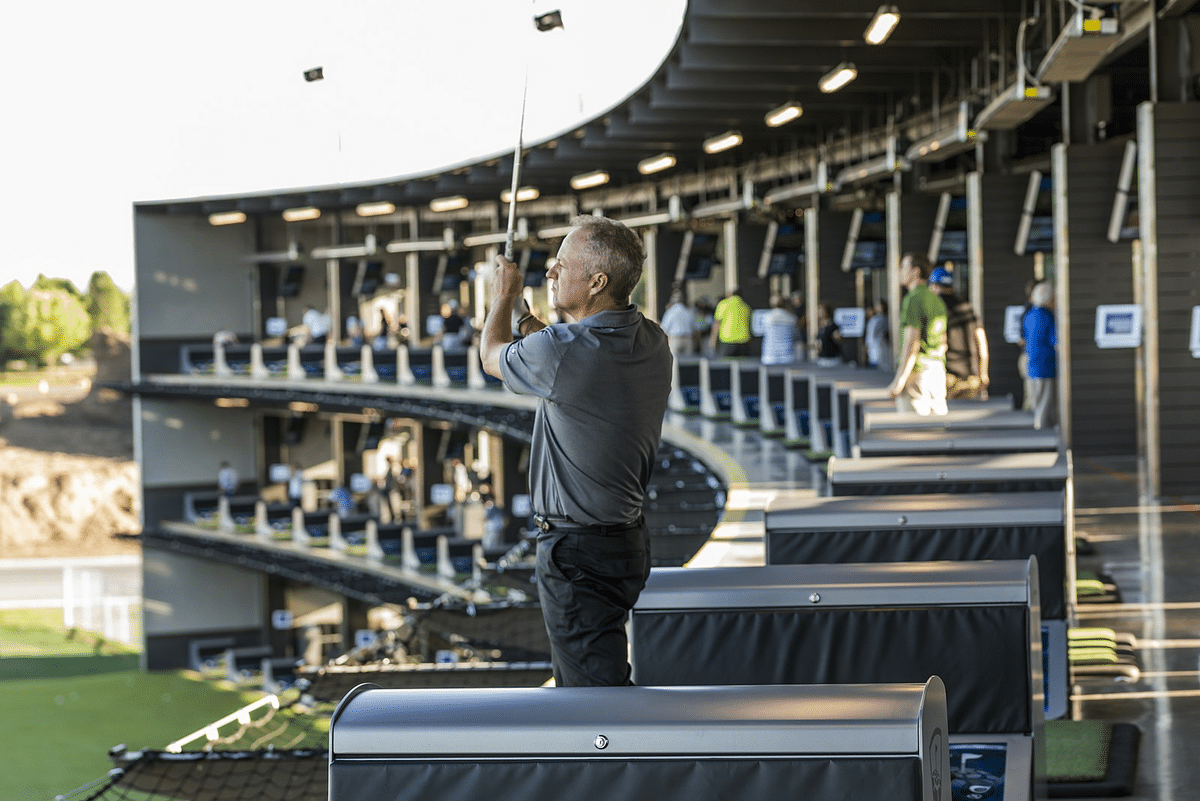 Topgolf vip grand opening 04aug16 011 (28712250521)