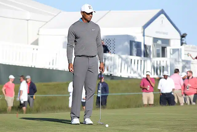 Tiger_Woods_2018_US_Open_21