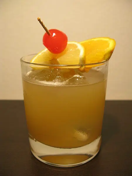 golf drinks whiskey sour